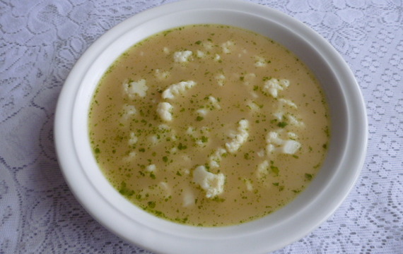 Květáková polévka