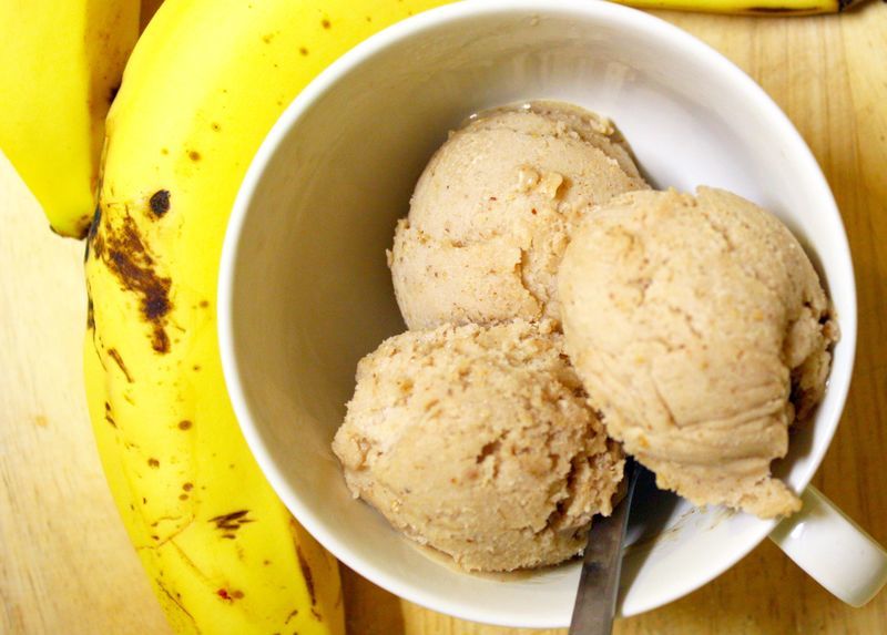 Domácí banánovo - rumová zmrzlina
