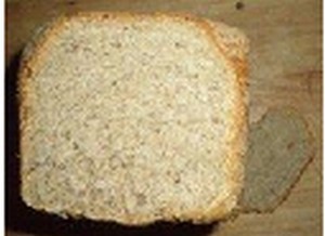 Kmínový chléb z domácí pekárny