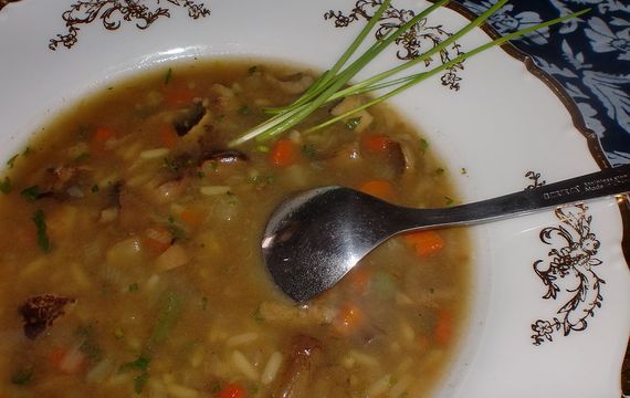Houbová polévka s rýží 