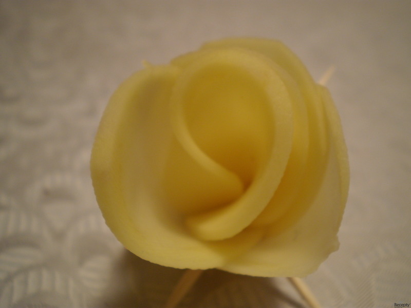 Bramborová růže