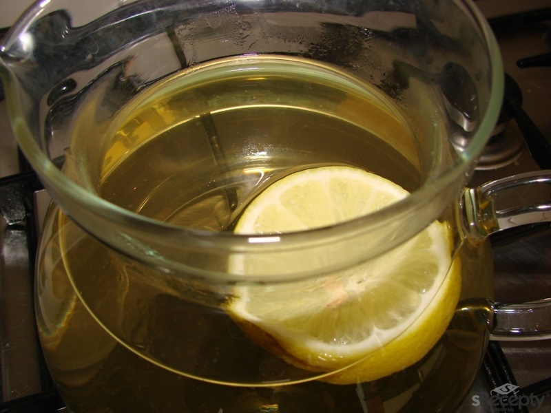 Meduňkový čaj z čerstvé meduňky