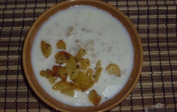 Staročeská bílá polévka z babiččina receptáře