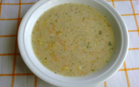 Bramborová polévka s tatarkou