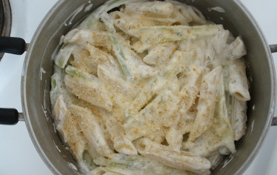Zapečený celer s těstovinami
