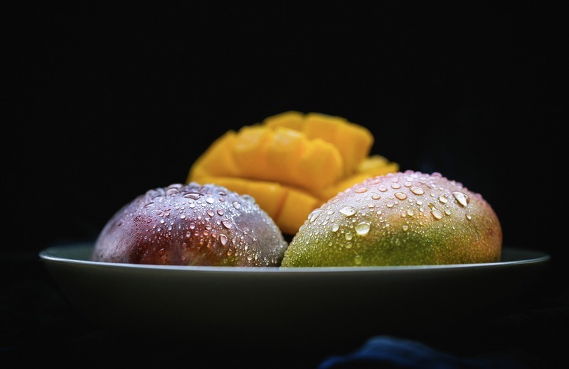 Mangová pěna s růžovými pusinkami