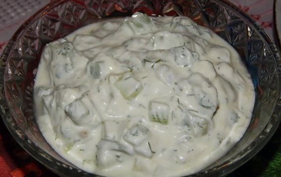 Salátová okurka s acidofilním mlékem