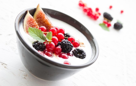 Jogurt s čerstvým ovocem