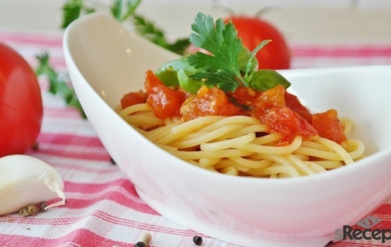 Špagety pomodoro - Jednoduše a chutně!