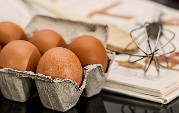 Podle čeho si vybrat slepičí vajíčka?